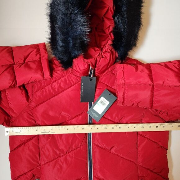 Tommy Hilfiger Hooded Puffer Jacket – Women’s Large – Crimson – Unworn - Picture 6 of 9